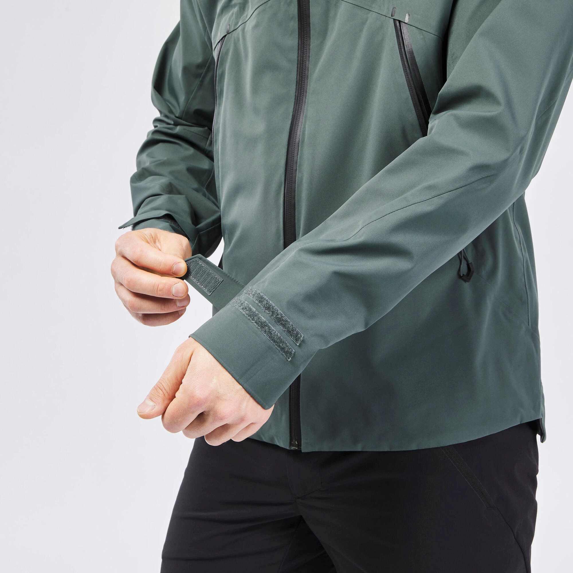 Quechua Men's MH500 Hiking Lightweight Waterproof Jacket