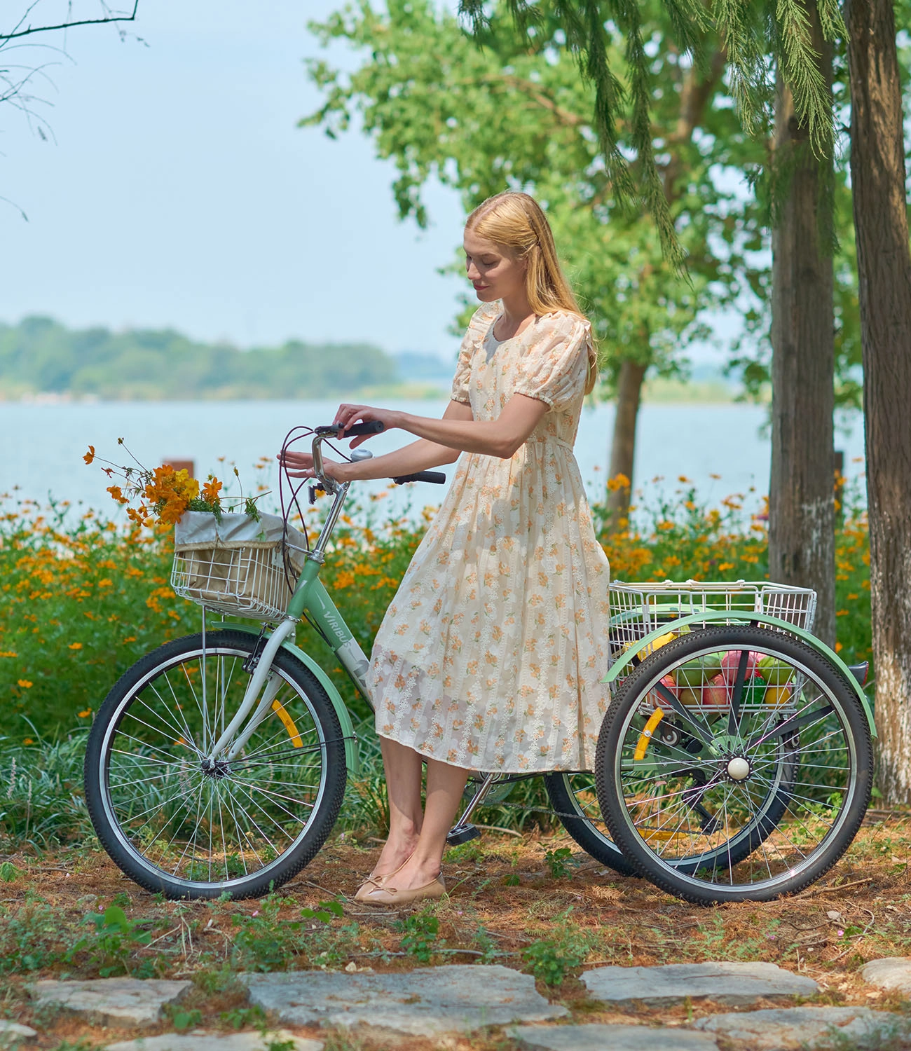 VB1 City Adult Tricycle with Dual Baskets